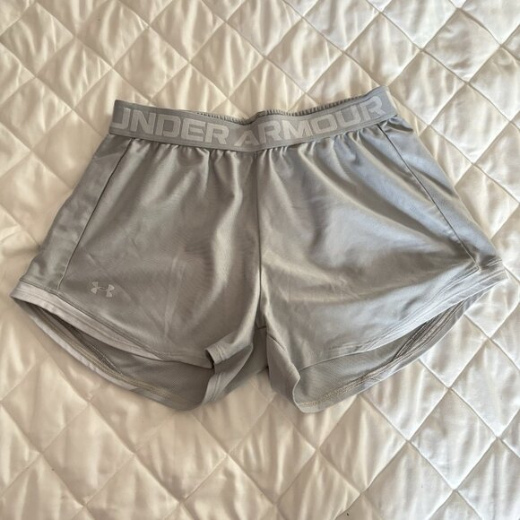 Under Armour Womens Size Small Gray Elastic Waist Play Up Shorts Running Loose - Picture 1 of 8